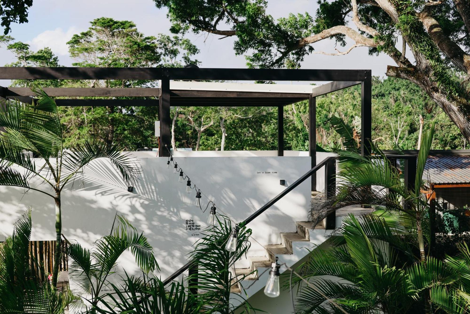 South Pacific Memories Hotel Port Vila Exterior photo